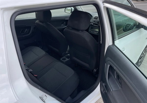 Skoda Fabia cena 18900 przebieg: 211000, rok produkcji 2014 z Nidzica małe 254
